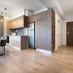 Uphome Apartmanhotel Bukarest