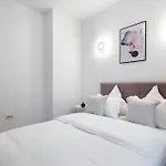 Uphome 4* Bucarest
