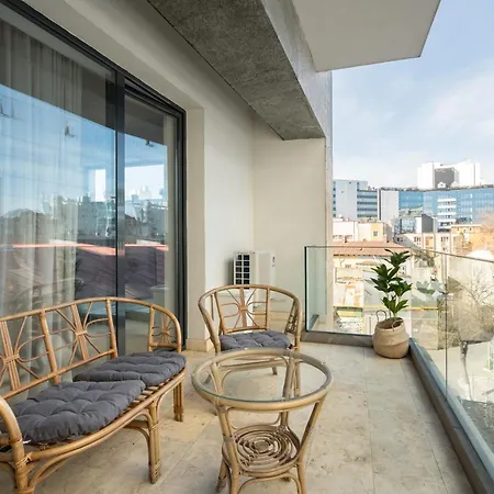 Uphome Aparthotel 4*