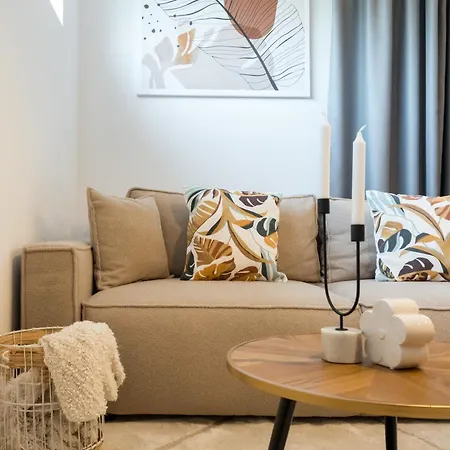 Aparthotel Uphome