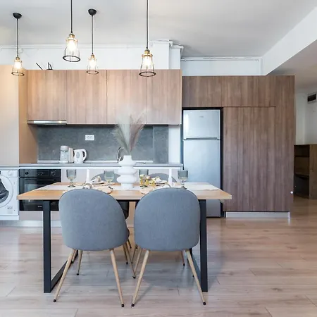 Uphome Lägenhetshotell 4*