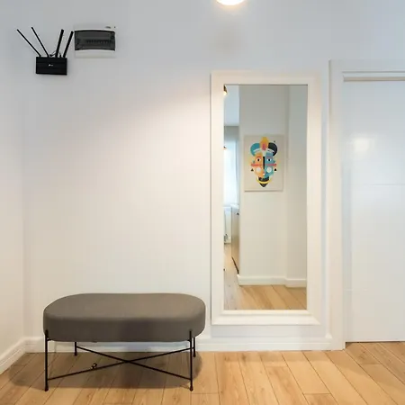 Uphome Aparthotel