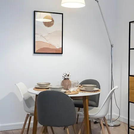 Ξενοδοχείο με διαμερίσματα Uphome Βουκουρέστι