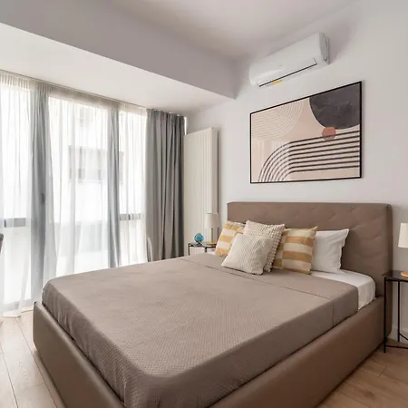 Aparthotel Uphome 4*