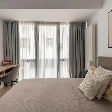 Uphome Aparthotel Bucharest