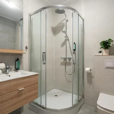 Aparthotel Uphome 4*
