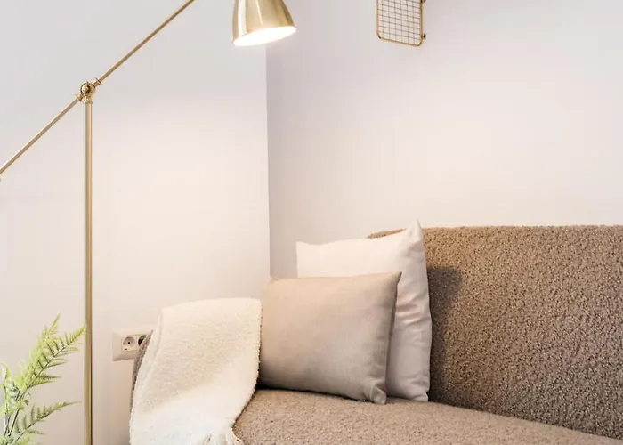 Aparthotel Uphome 4*