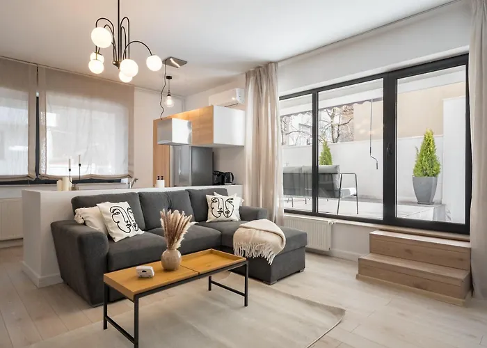 Uphome 부쿠레슈티