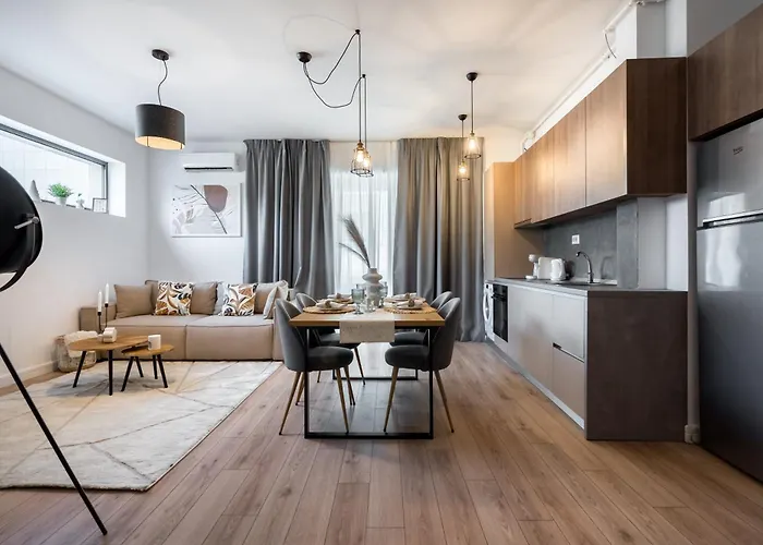 Uphome 부쿠레슈티